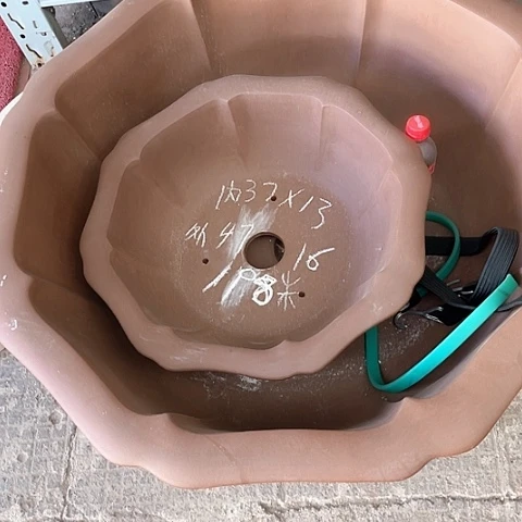 紫砂花盆莲花盆一个