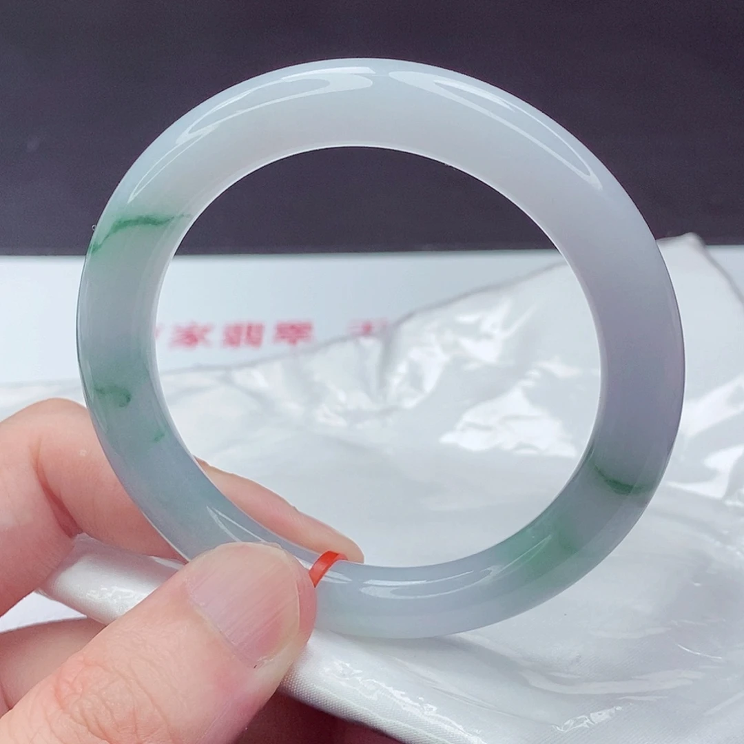 翡翠未镶嵌手镯57.5圈