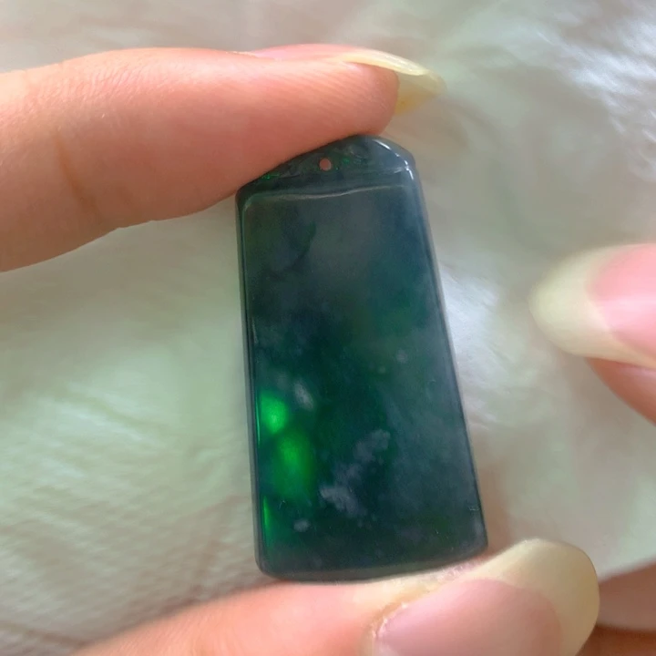 翡翠未镶嵌挂件翡翠