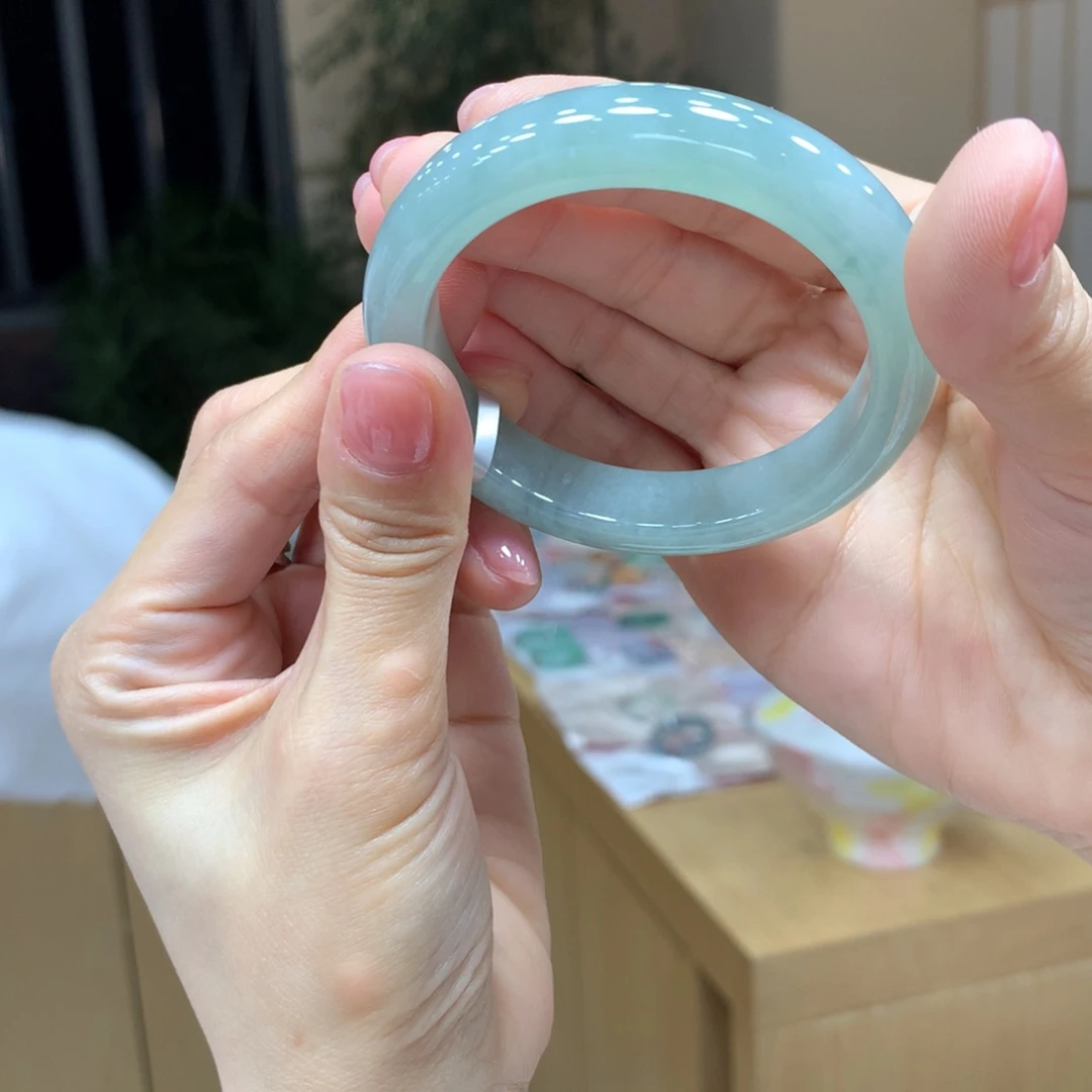 未镶嵌手镯翡翠不退不换