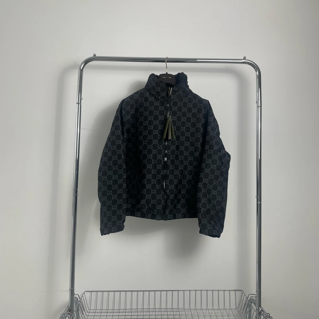 未使用 GUCCI/古驰 双面穿满logo冲锋衣外套 yy00668 尺码50