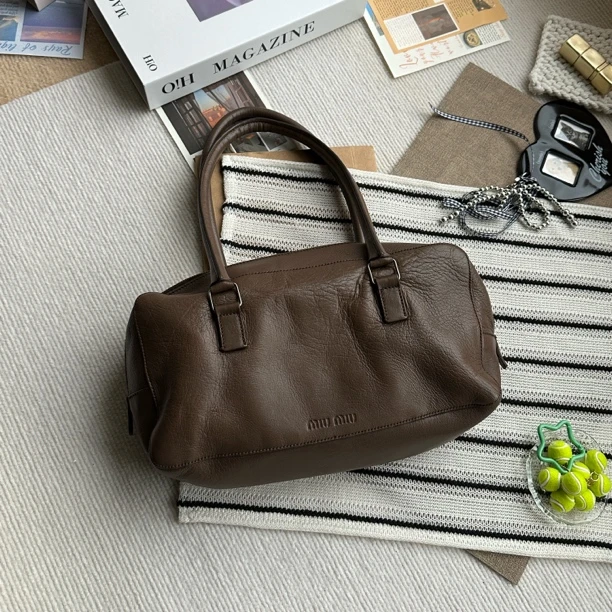 95新 MIU MIU/缪缪 上海自播/miumiu单肩包