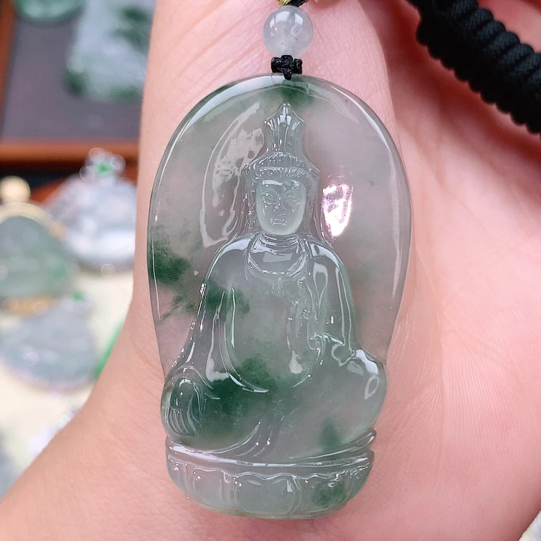 颈饰未镶嵌翡翠观音