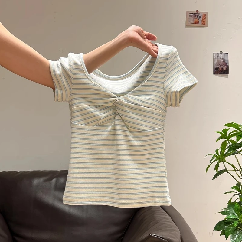 条纹撞色扭结大领口露锁骨短袖T恤女2025夏新款简约修身辣妹上衣