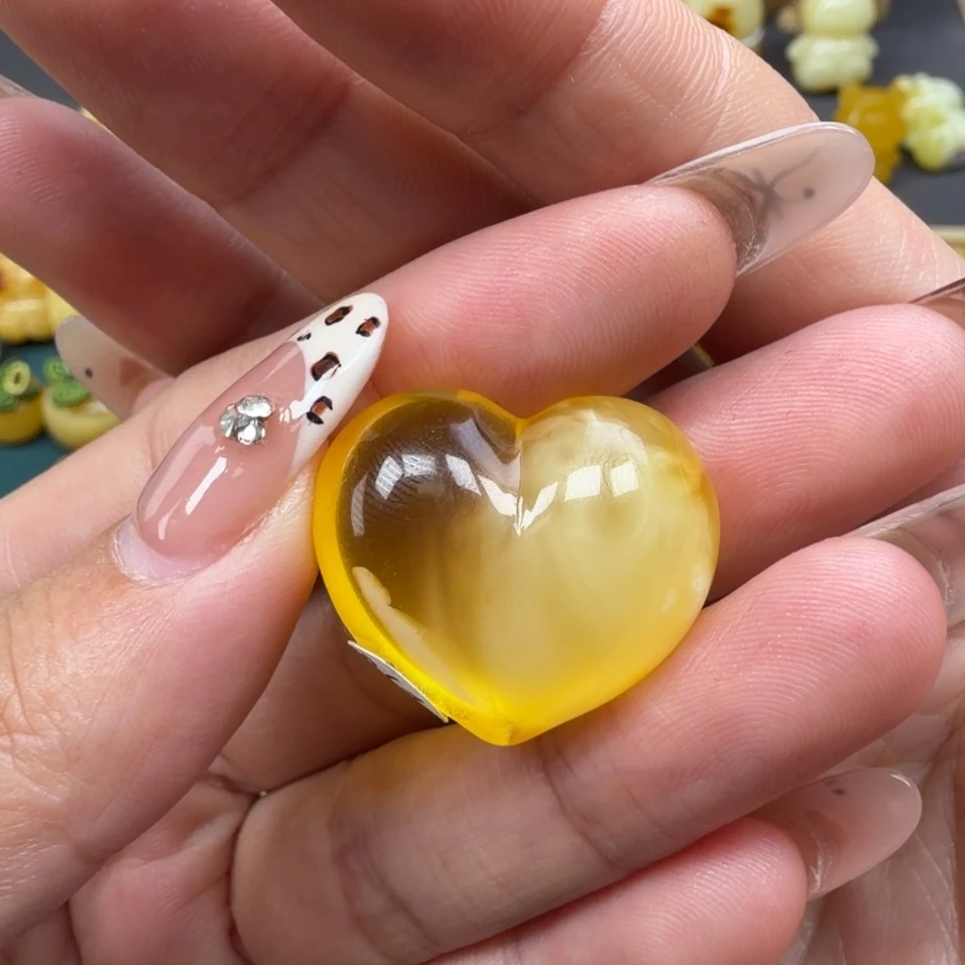 琥珀未镶嵌裸石蜜蜡