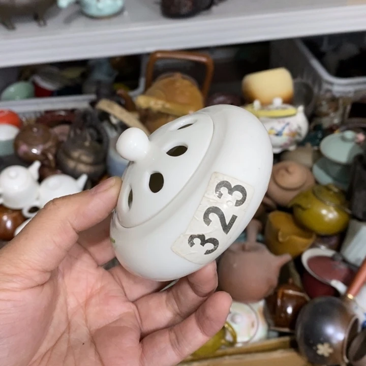 陶瓷艺术品及陶瓷壶