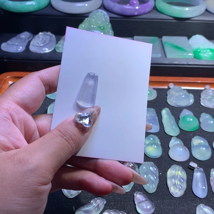 @***鱼缅甸翡翠冰底小牌子