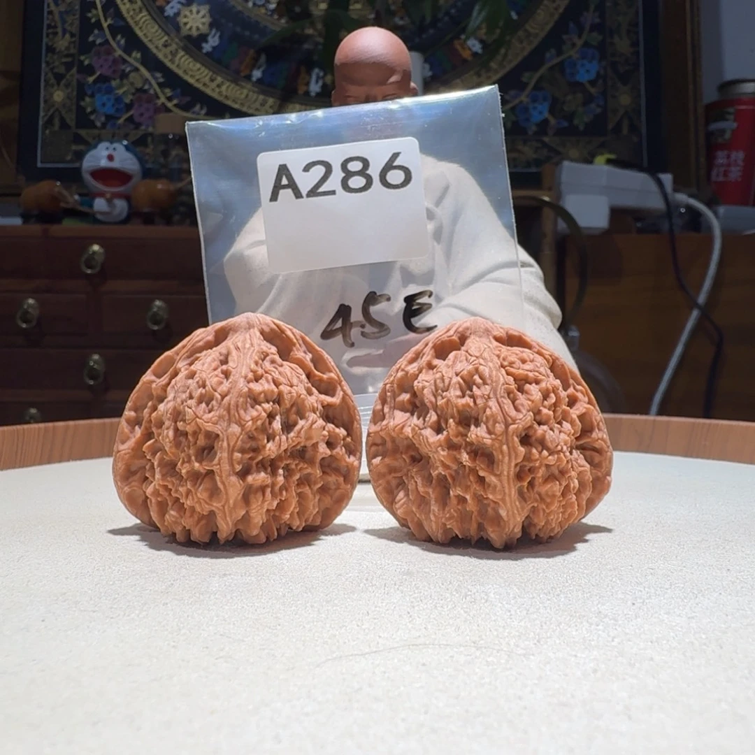 文玩核桃吊坠南疆石