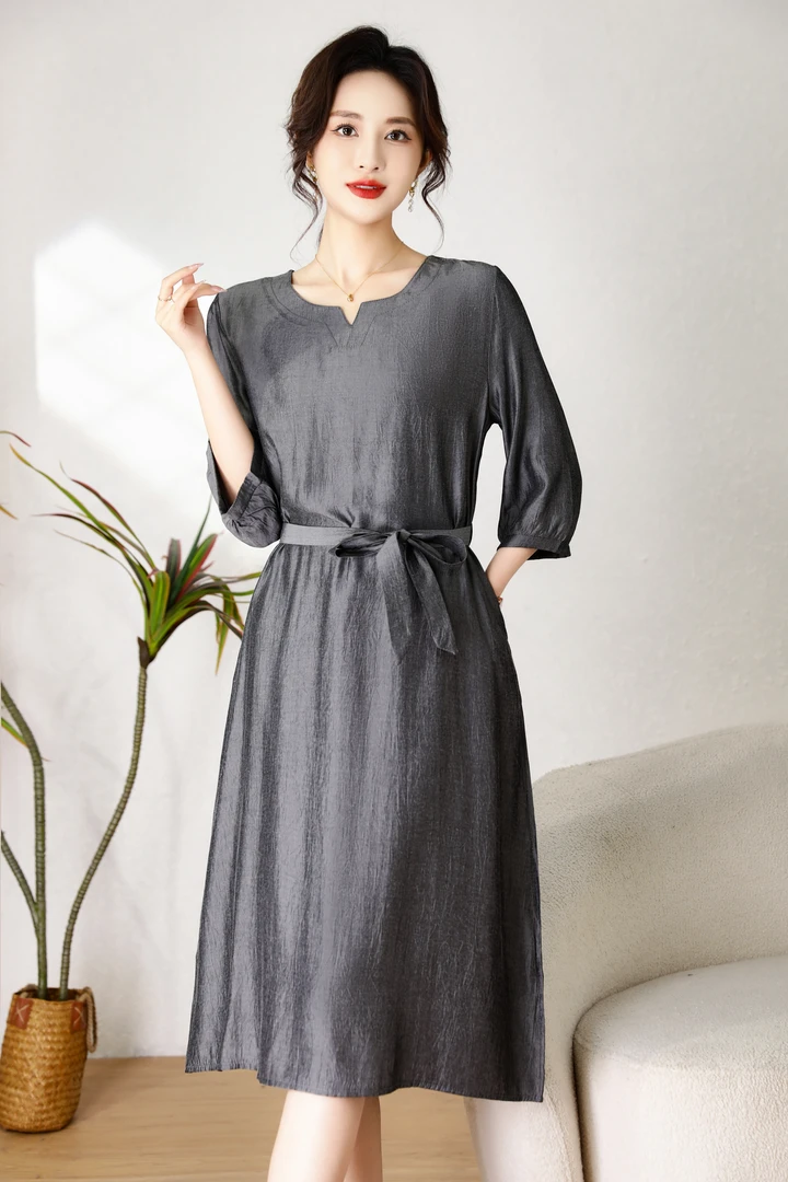 【久久】气质灰 纯色显瘦气质连衣裙时尚收腰长款连衣裙长袖轻奢