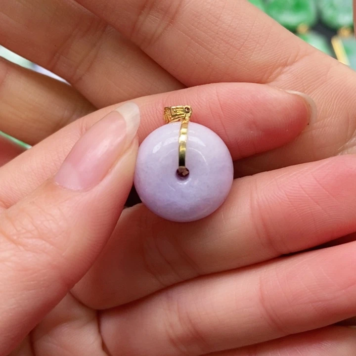 翡翠颈饰未镶嵌吊坠