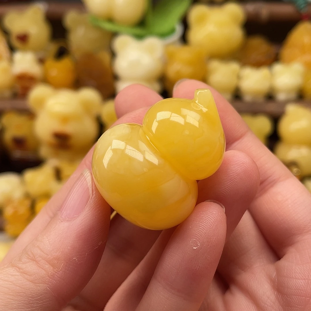 琥珀未镶嵌珠宝奇石
