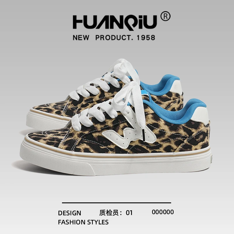 环球豹纹印花帆布面包鞋情侣款秋冬低帮校园风潮流百搭休闲滑板鞋