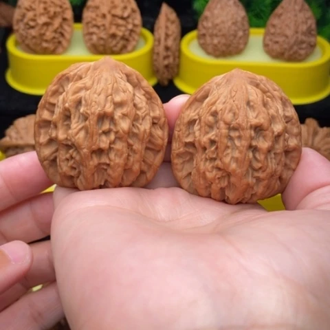 把件文玩核桃蘑**生麦虎47全品