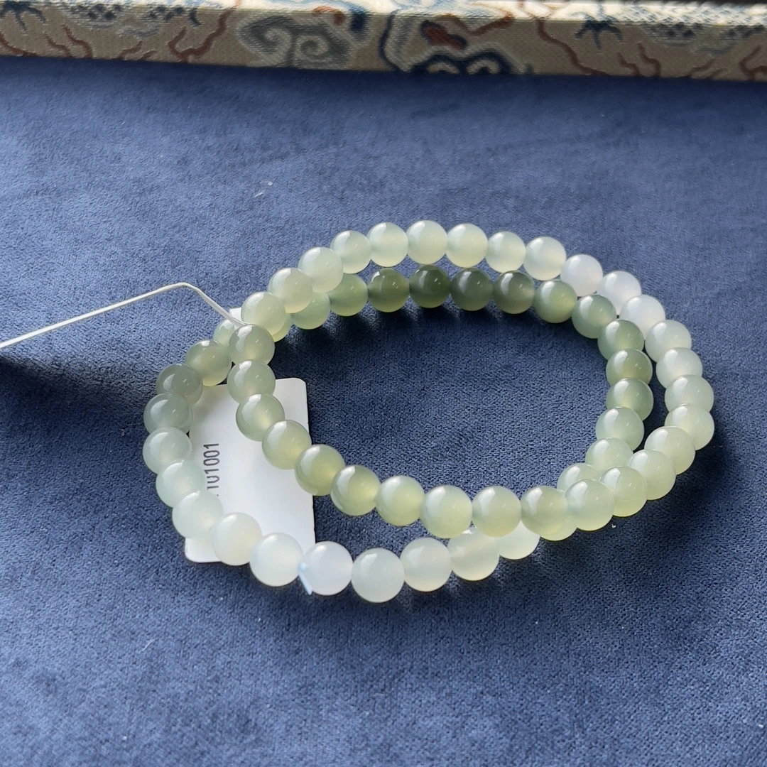 【爱晴柔】 高晴白晴水渐变手串约5mm+多样性发其一