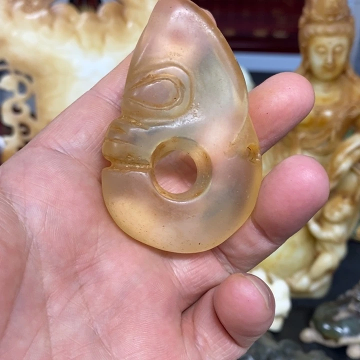 未镶嵌和田玉（糖玉）挂件
