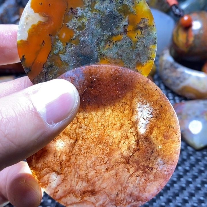 玛瑙/玉髓颈饰未镶嵌