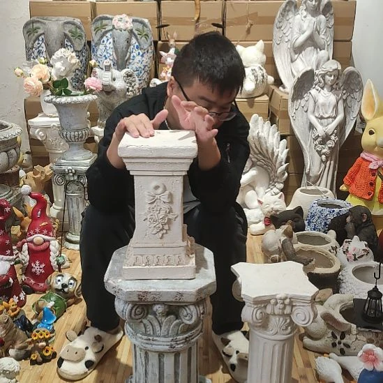 合成树脂花朵柱子摆件