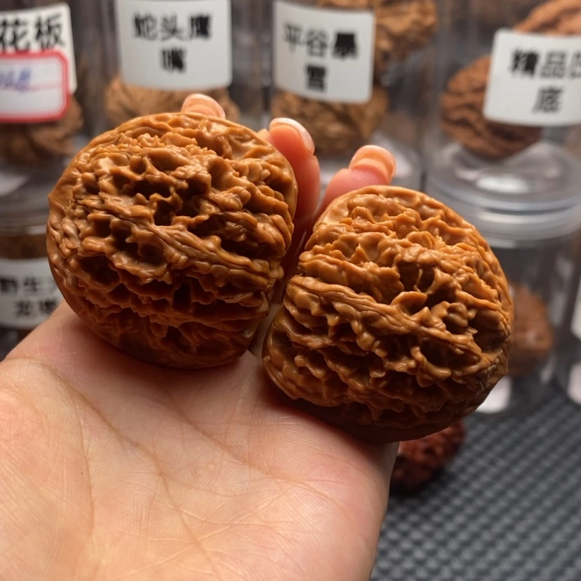 【闪购商品】文玩核桃吊坠玉麒麟42