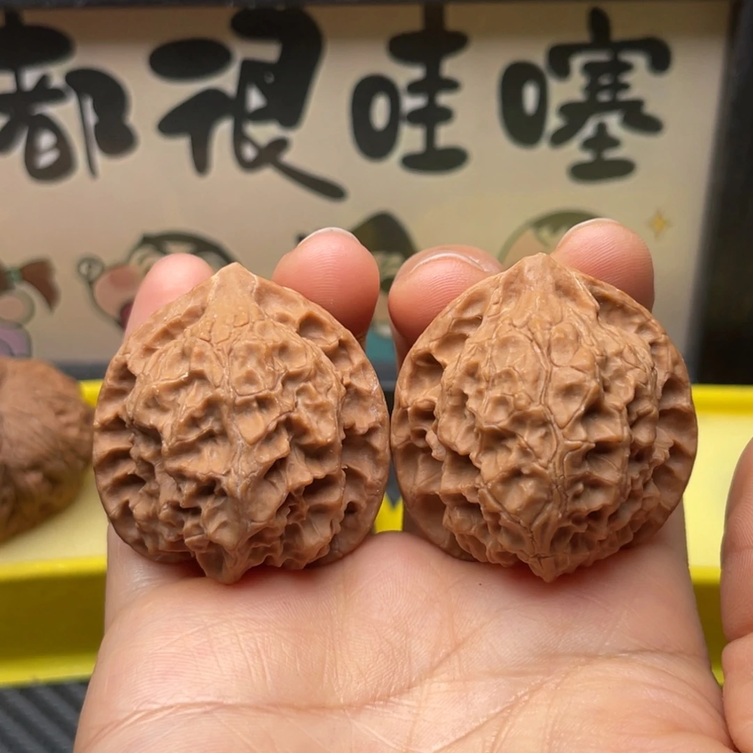 文玩核桃吊坠39➕玉玲珑