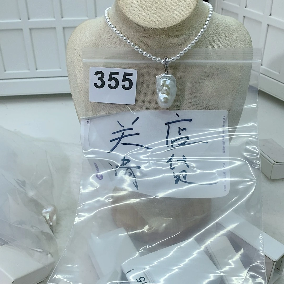 淡水珍珠颈饰合金