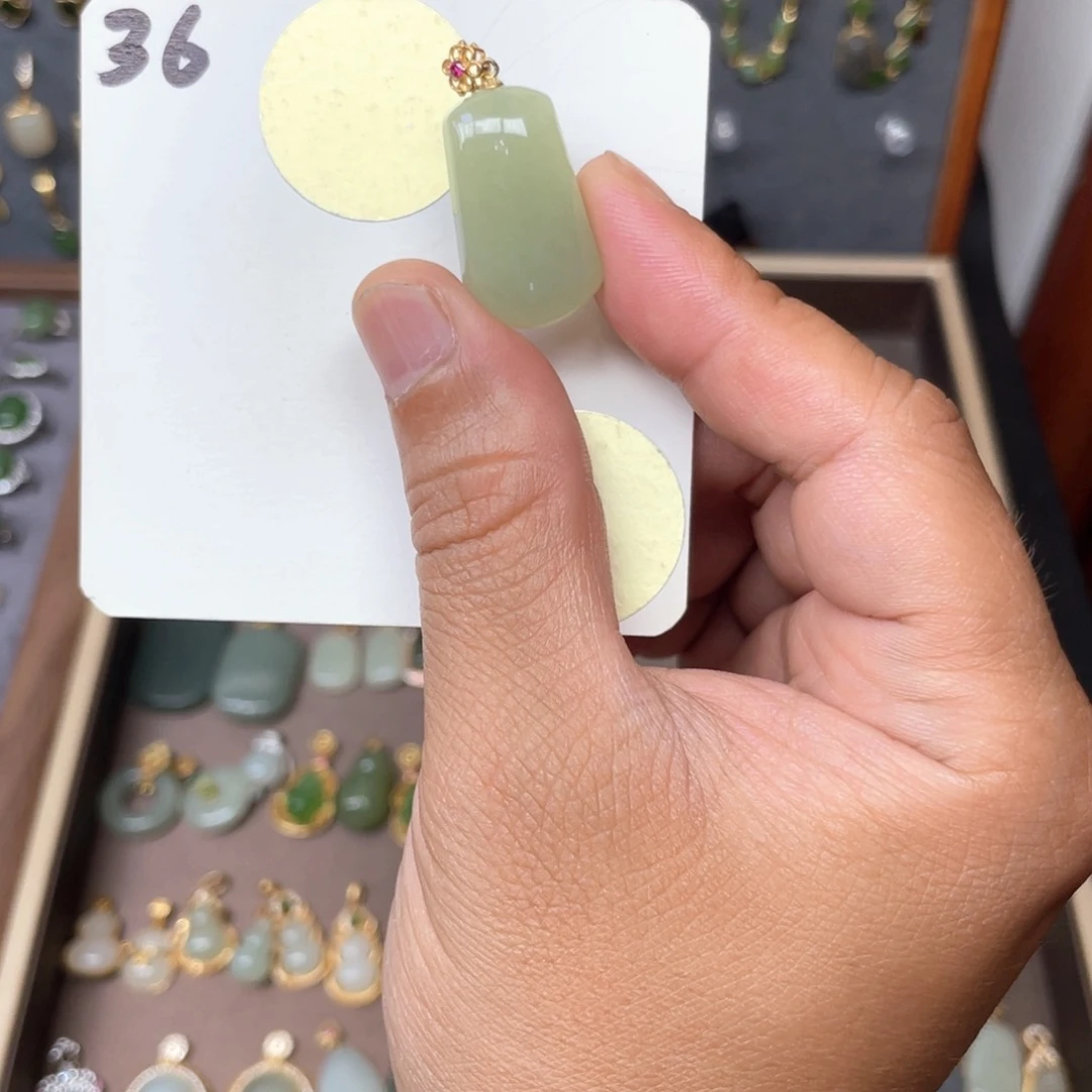 和田玉银S925镶嵌颈饰和田玉36