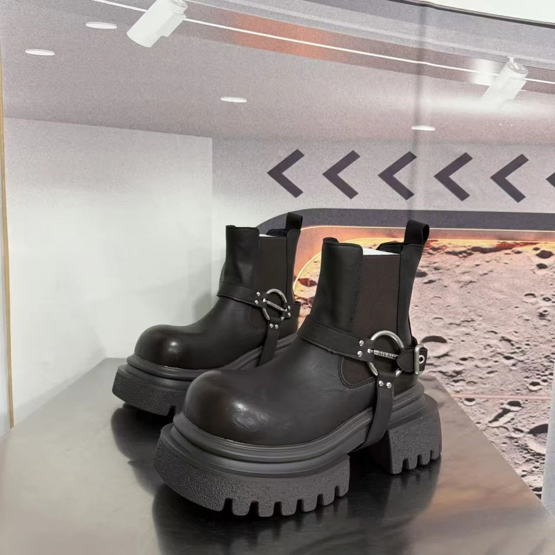 1907新款2025精品百搭潮流马丁靴中筒烟筒黑色女士