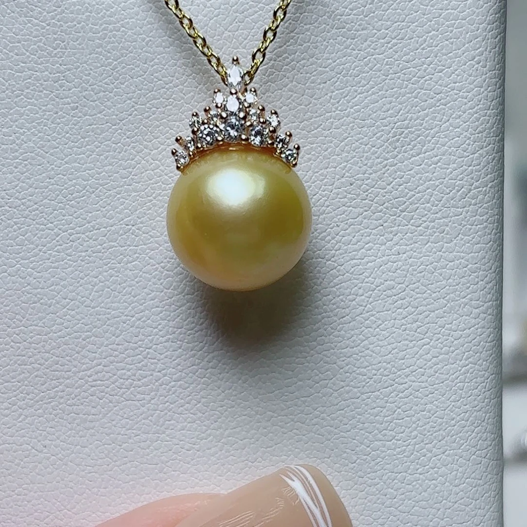 小****淡水珍珠银S925镶嵌颈饰