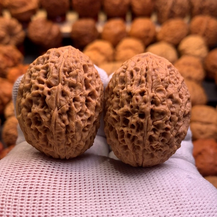 文玩核桃吊坠22……..