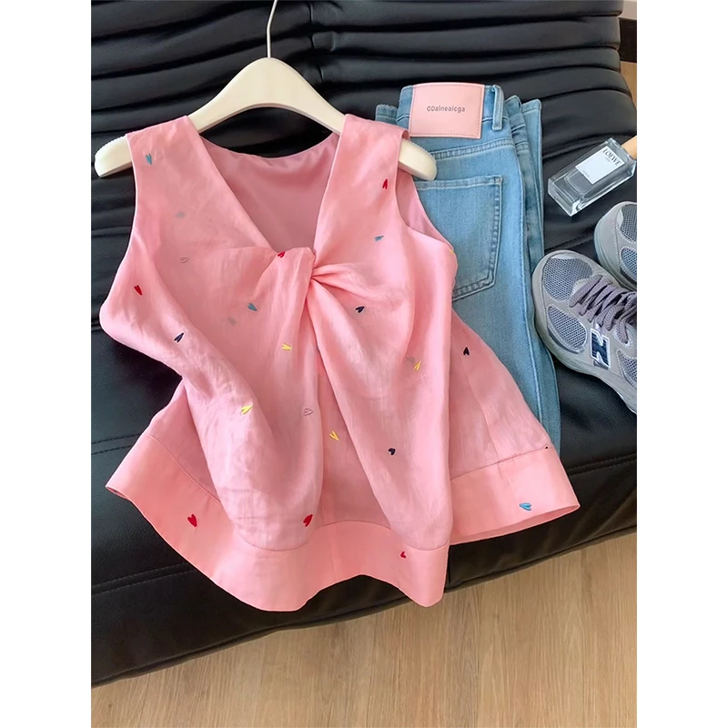 法式绝美粉色v领背心女2025年新款夏季短款外穿独特漂亮无袖上衣