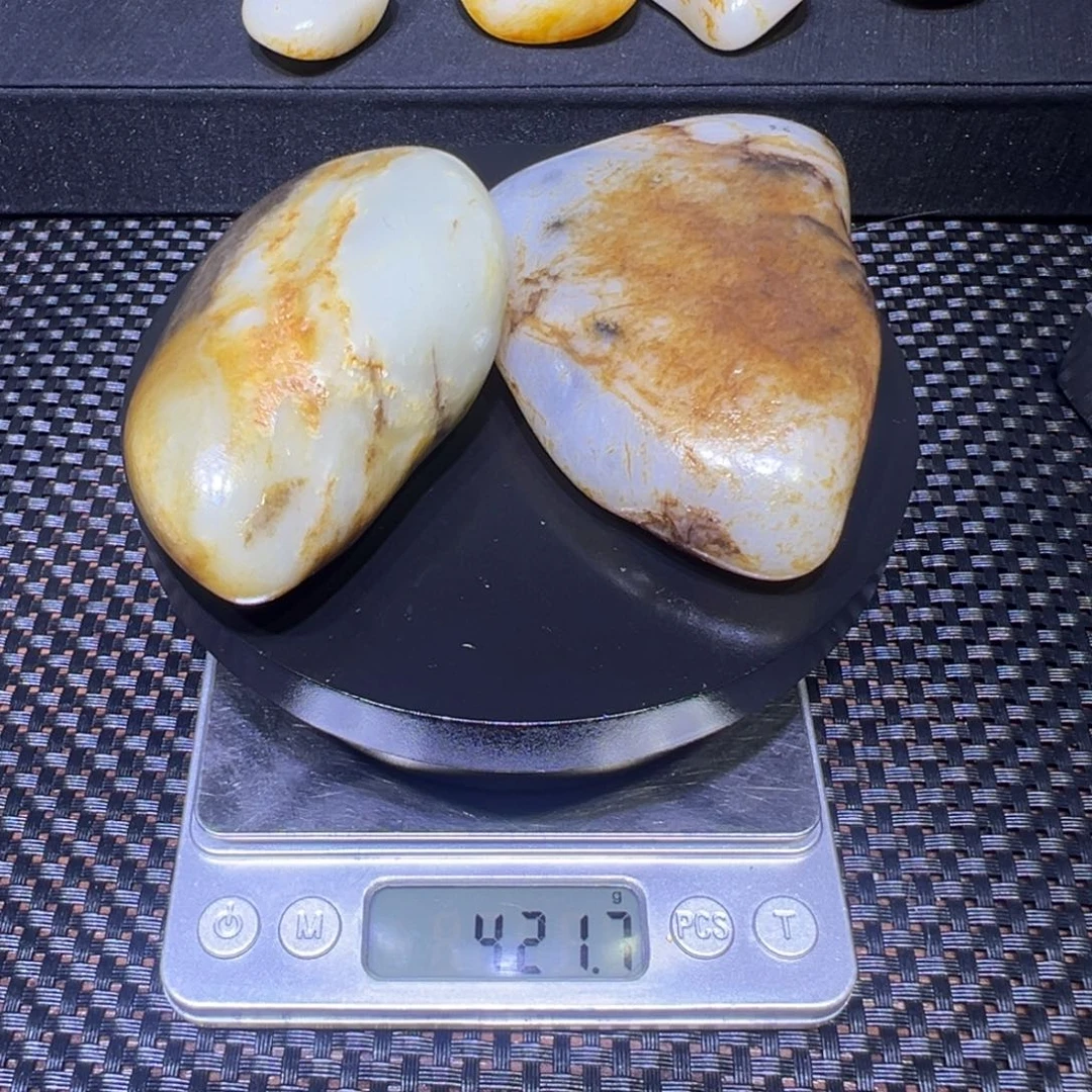 和田玉（子料）未镶嵌吊坠(不含链)421克