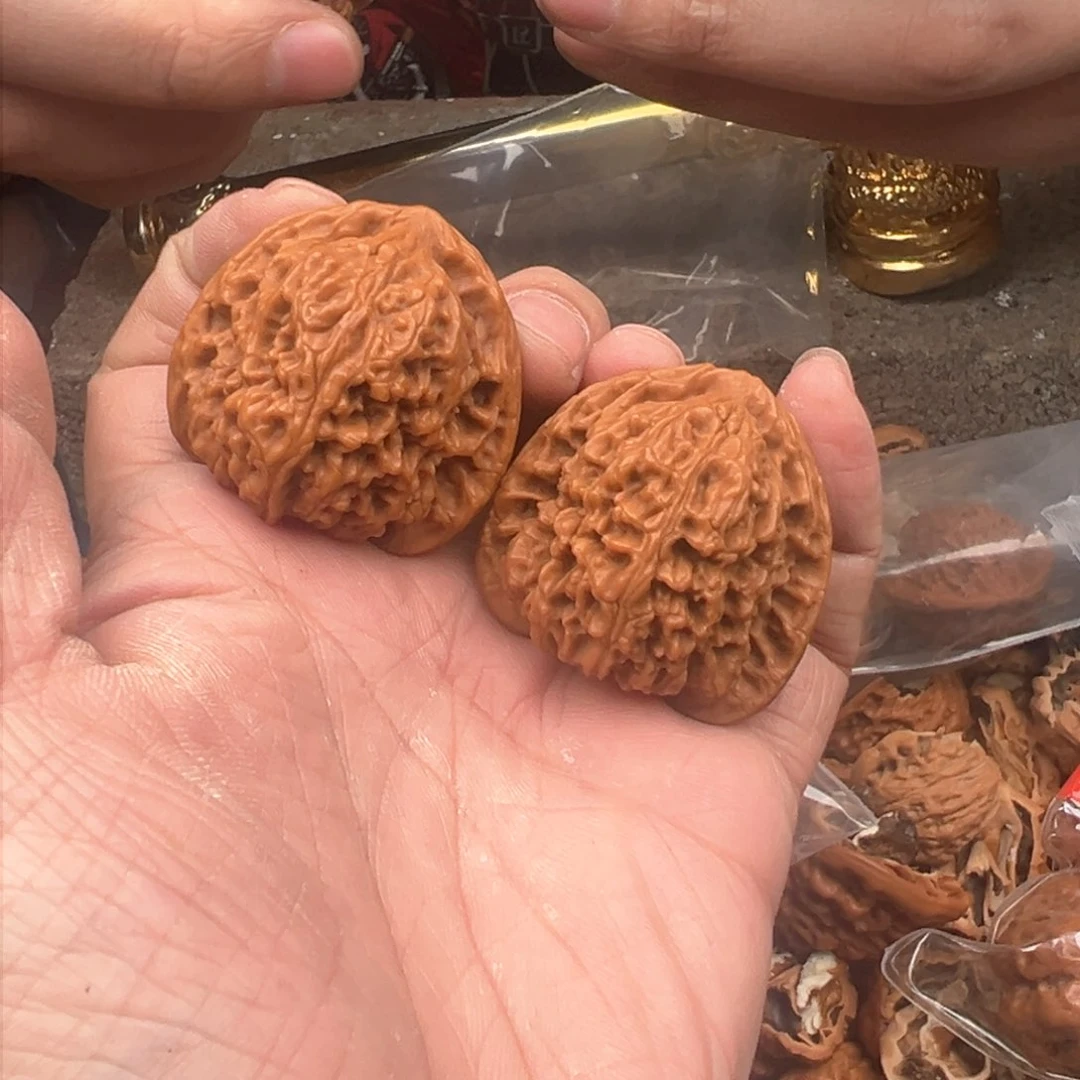 文玩核桃把件41尺寸南疆石