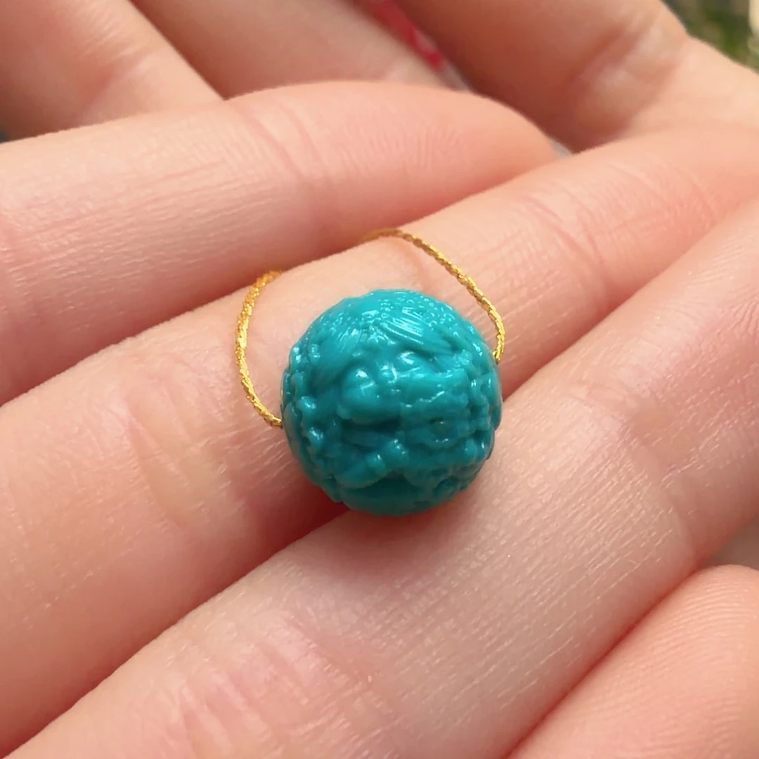 绿松石未镶嵌颈饰