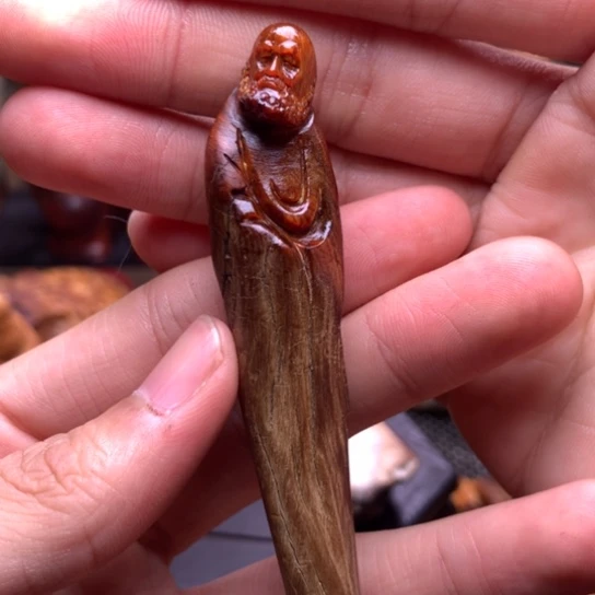 柏木（崖柏）李*博崖柏陈化