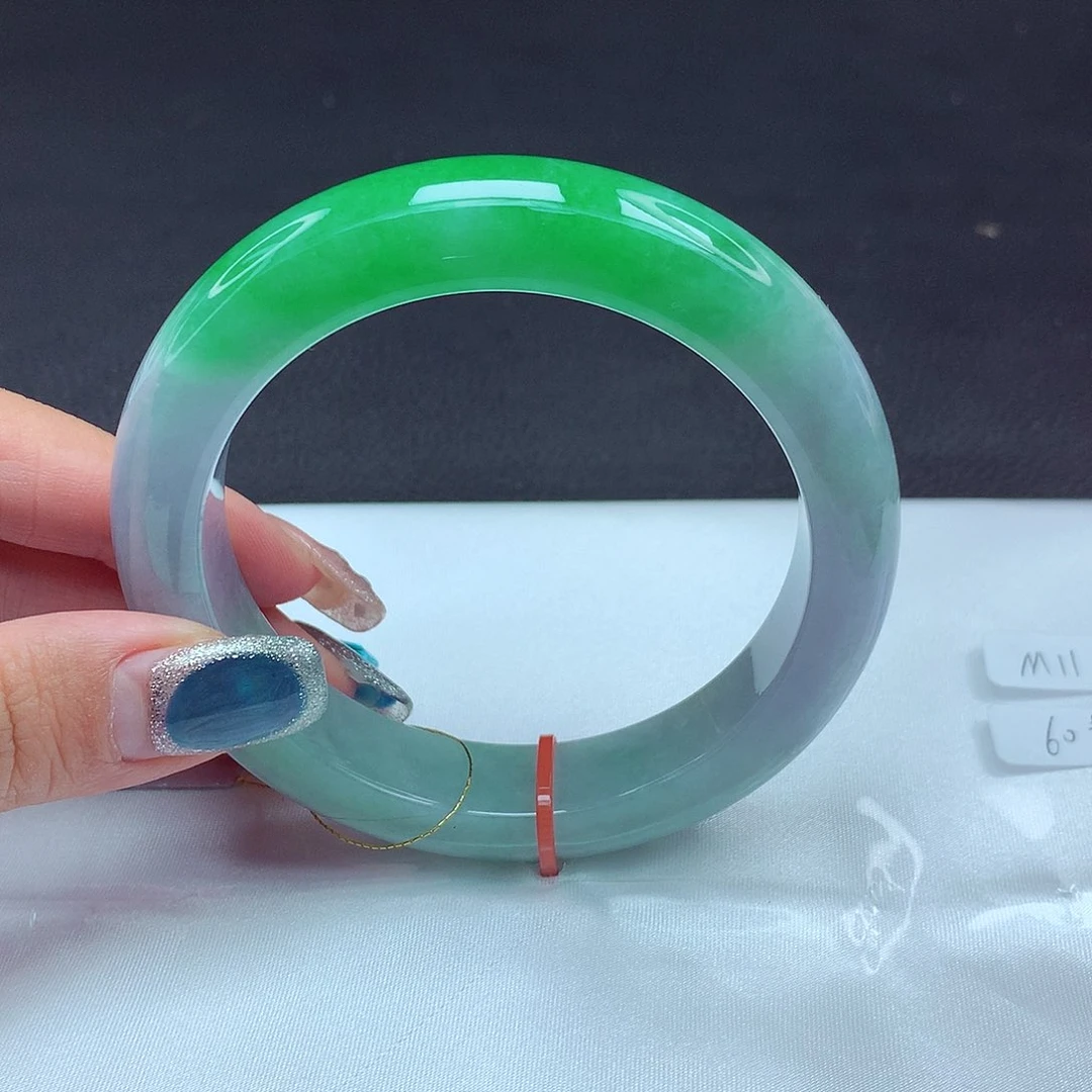 未镶嵌手镯翡翠60圈轮胎054