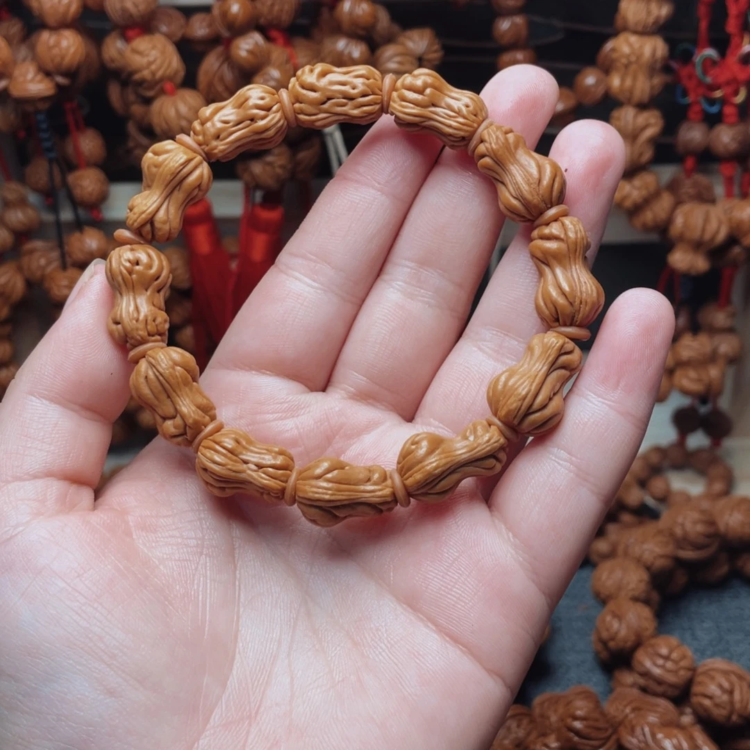木质类龙纹桃枭手串
