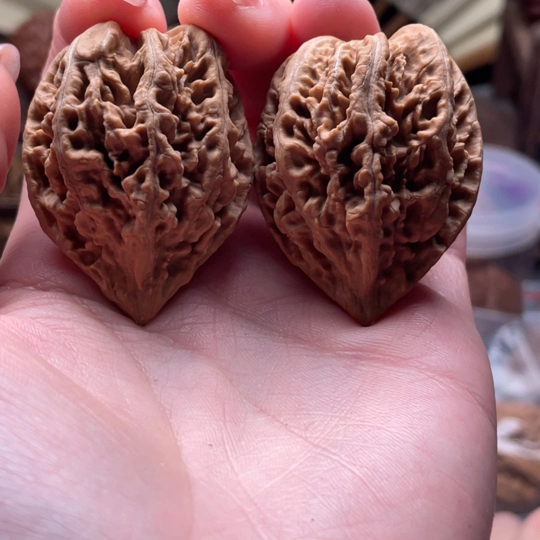 文玩核桃把件楸刀鱼36