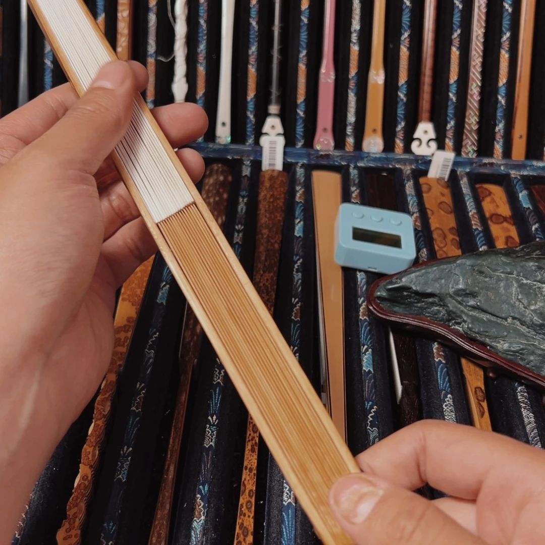 扇子苏工折扇 工艺精湛