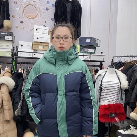 女士冬款运动风男女同款羽羽服