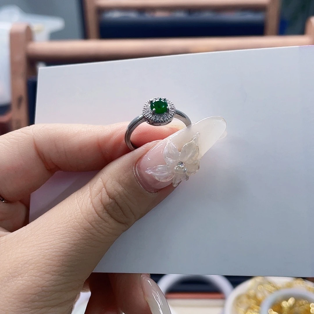 翡翠未镶嵌颈饰天然翡翠Ａ货