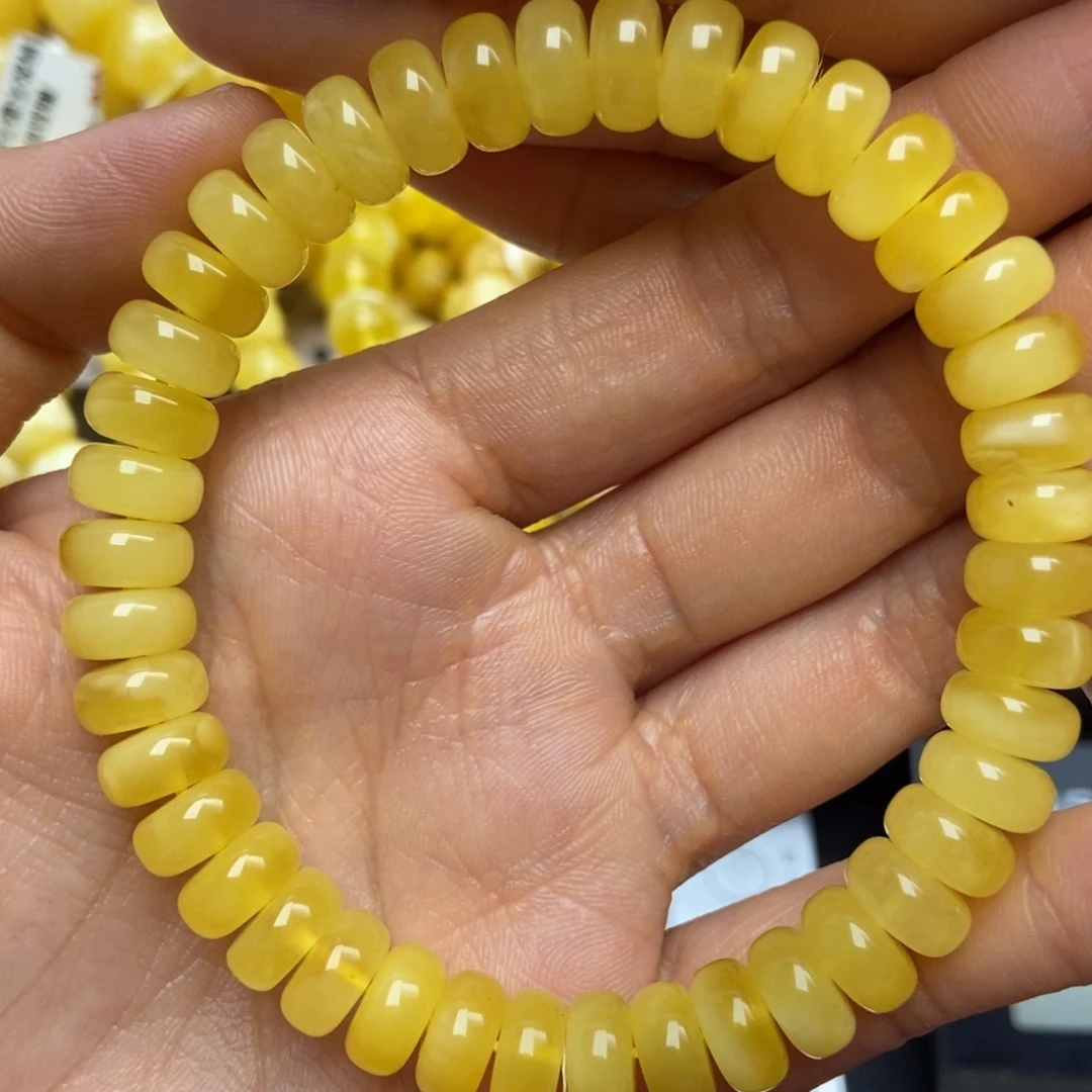 蜜蜡未镶嵌珠宝奇石77