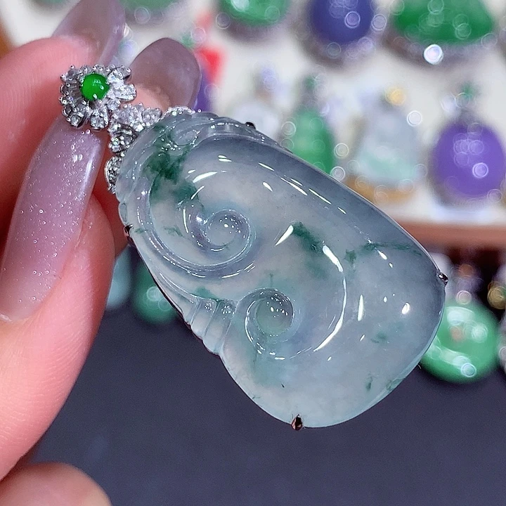 翡翠18K金镶嵌吊坠(不含链)