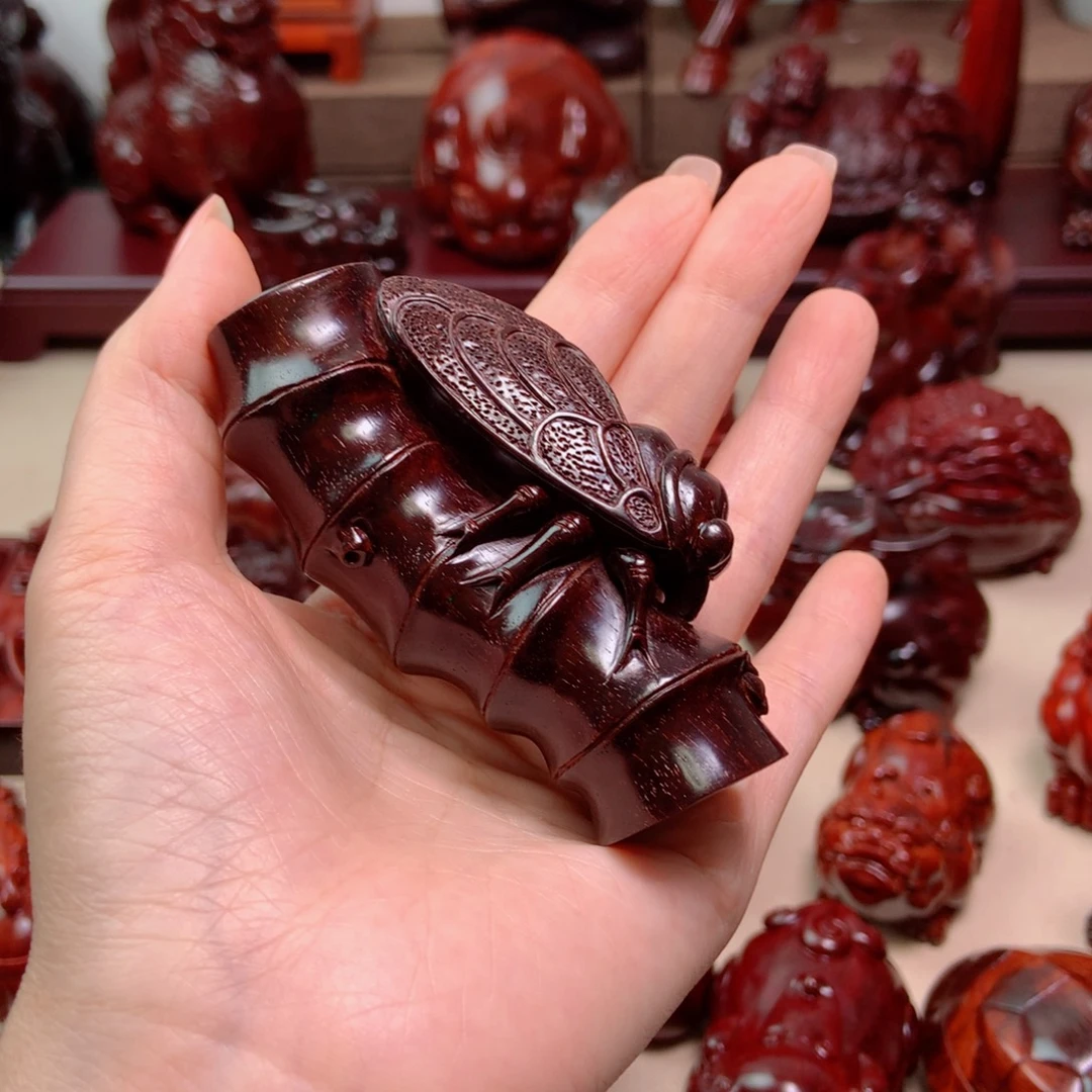 国***服檀香紫檀（小叶紫檀）