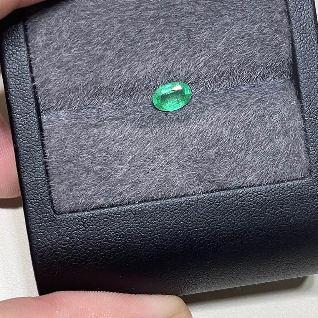 祖母绿裸石0.715克拉