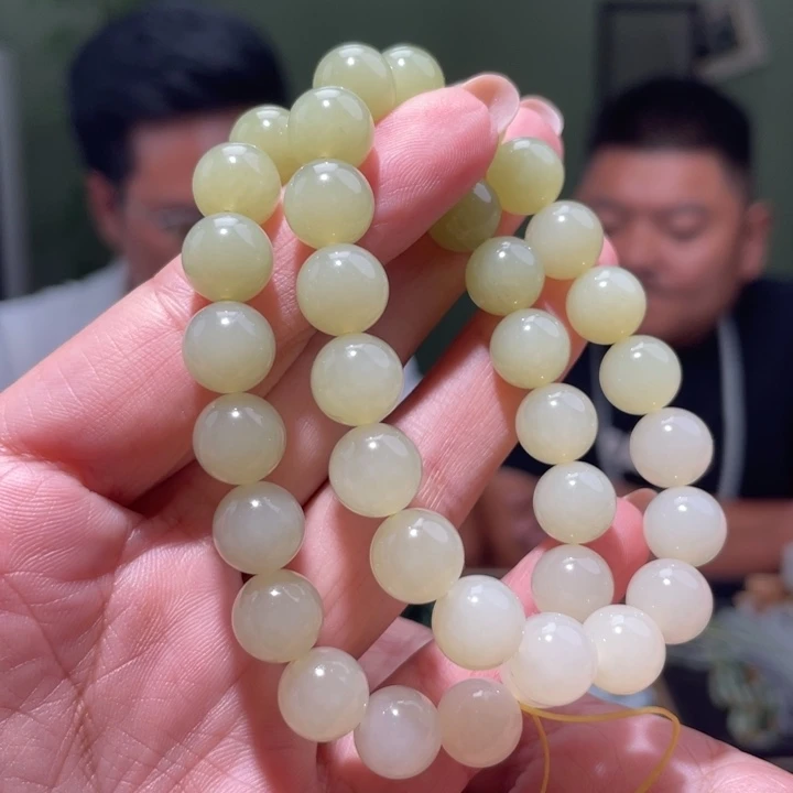 和田玉未镶嵌颈饰多样性发货，发其一
