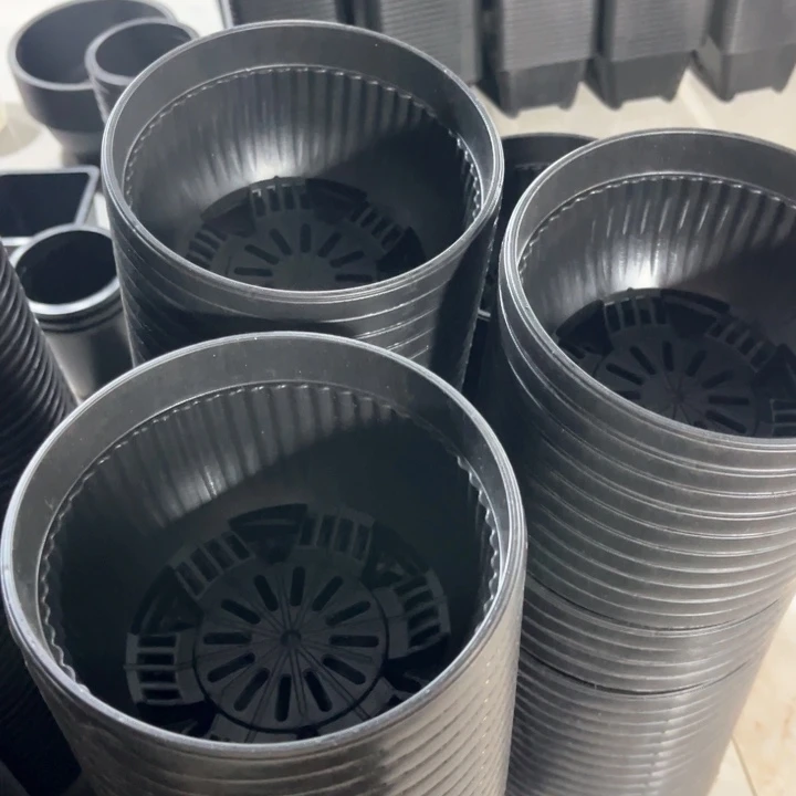 树脂黑聚宝盆口14高7 ＿组10