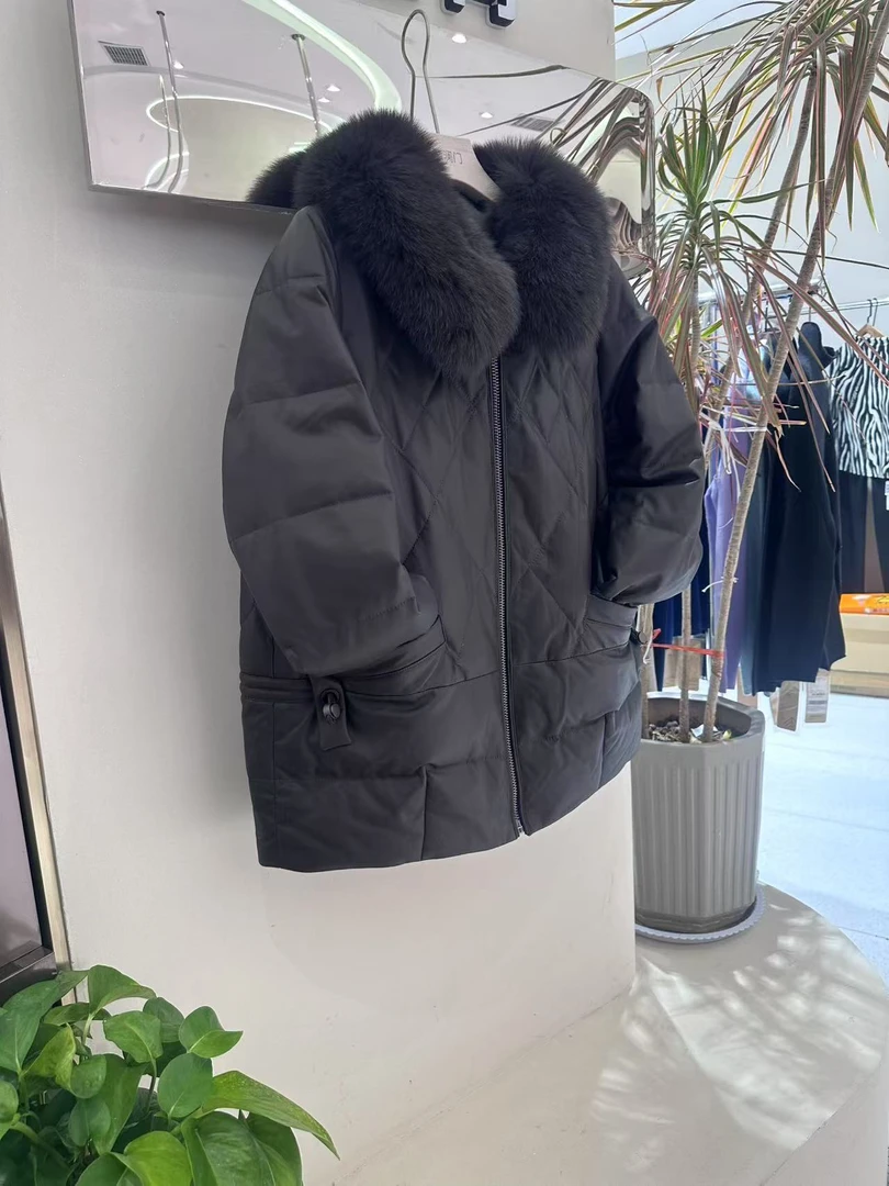 高端时尚气质百搭绵羊皮鹅绒服88H12