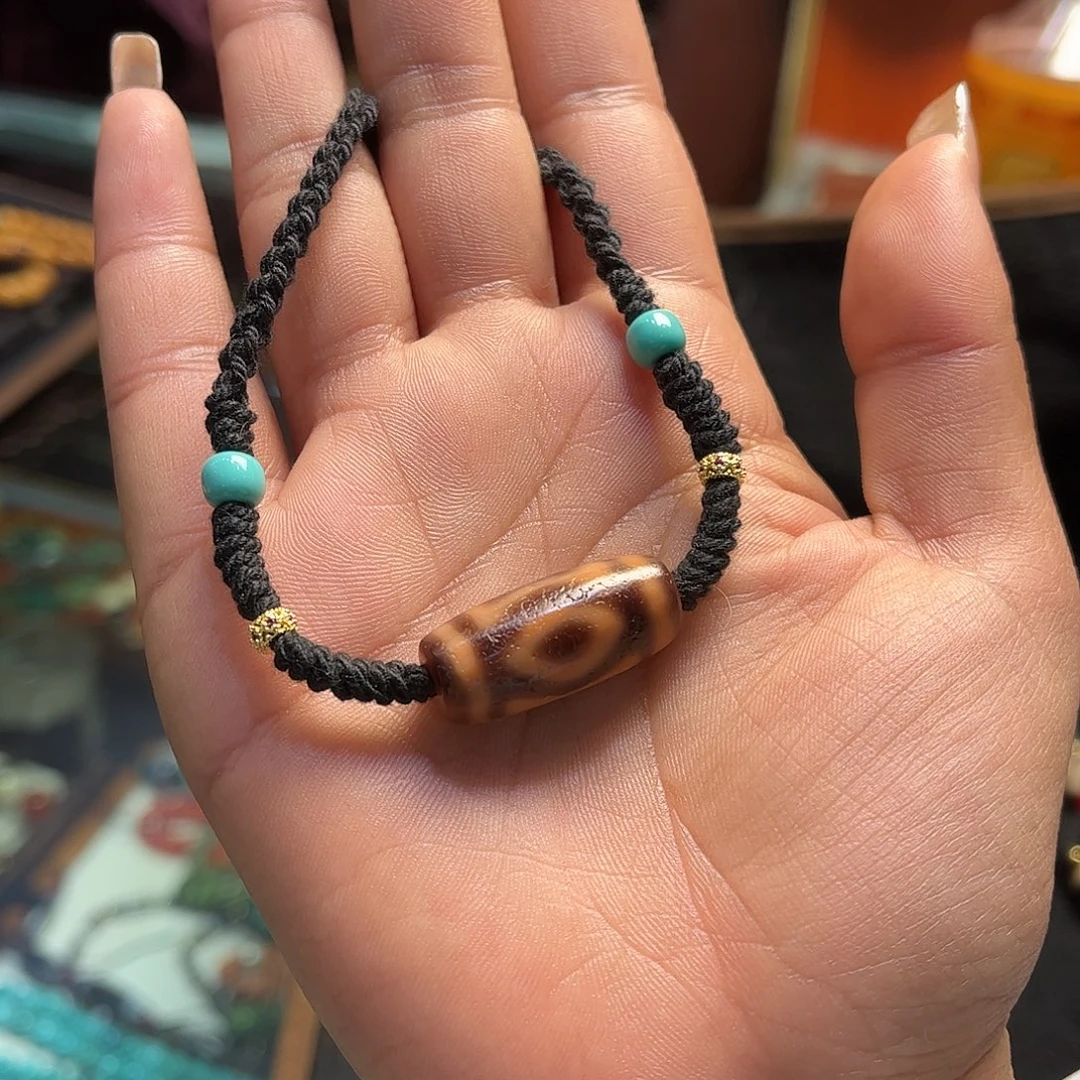 蒙***里玛瑙/玉髓（覆膜）未镶嵌颈饰