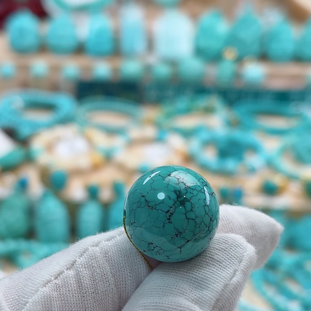 绿松石未镶嵌珠宝奇石20.8