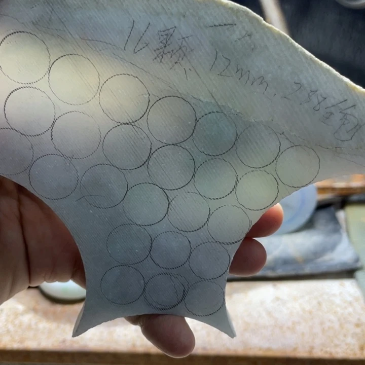 定制翡翠未镶嵌珠子