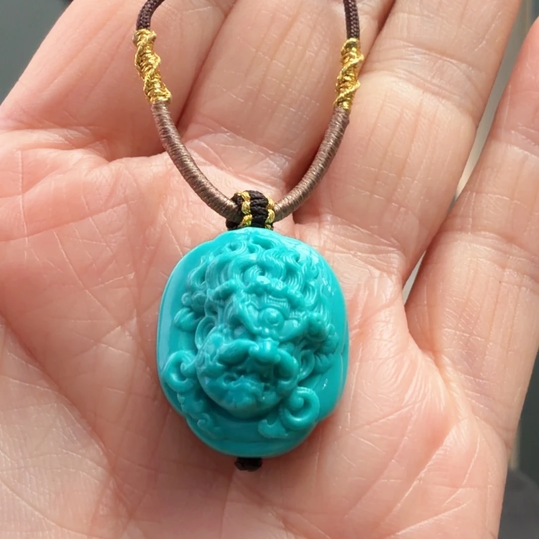 绿松石未镶嵌颈饰